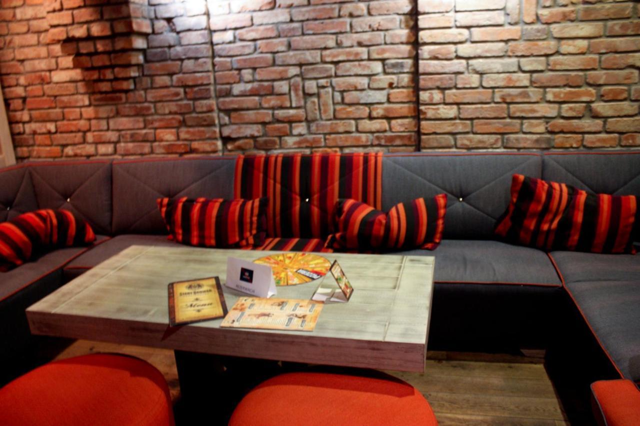 Hotel Browar Koscierzyna Ngoại thất bức ảnh