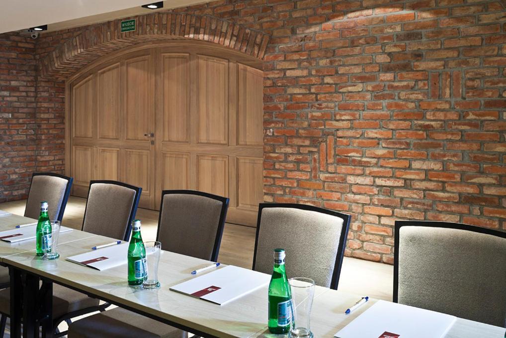 Hotel Browar Koscierzyna Ngoại thất bức ảnh