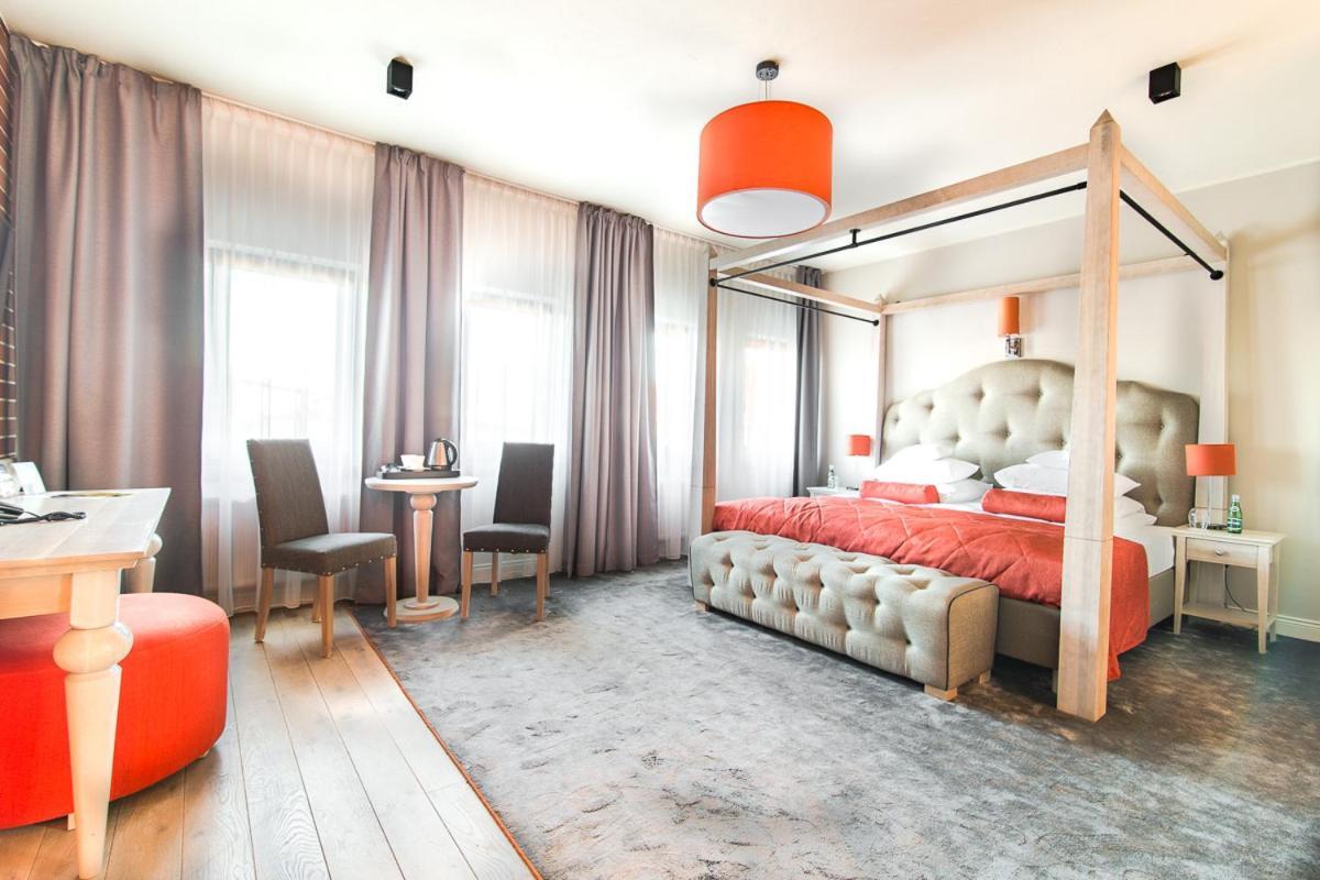 Hotel Browar Koscierzyna Ngoại thất bức ảnh