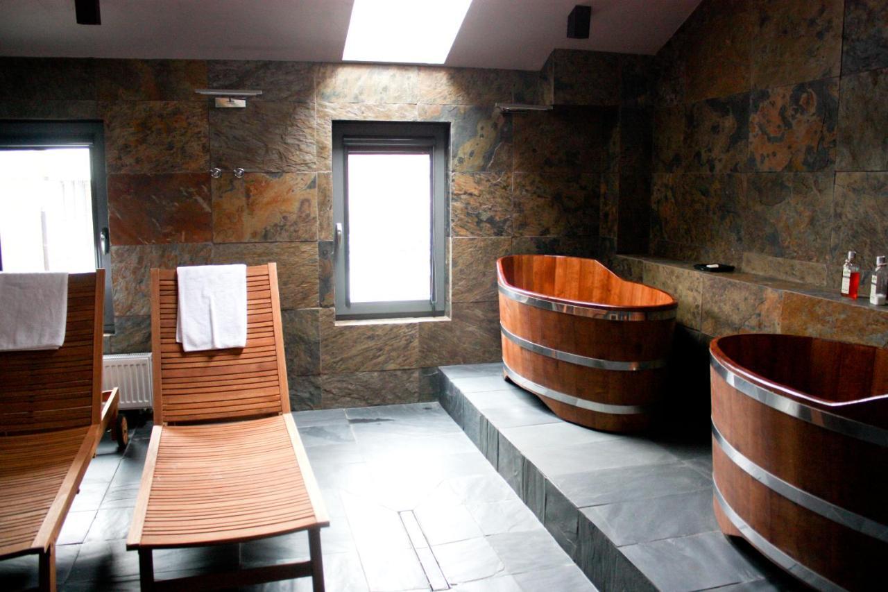 Hotel Browar Koscierzyna Ngoại thất bức ảnh